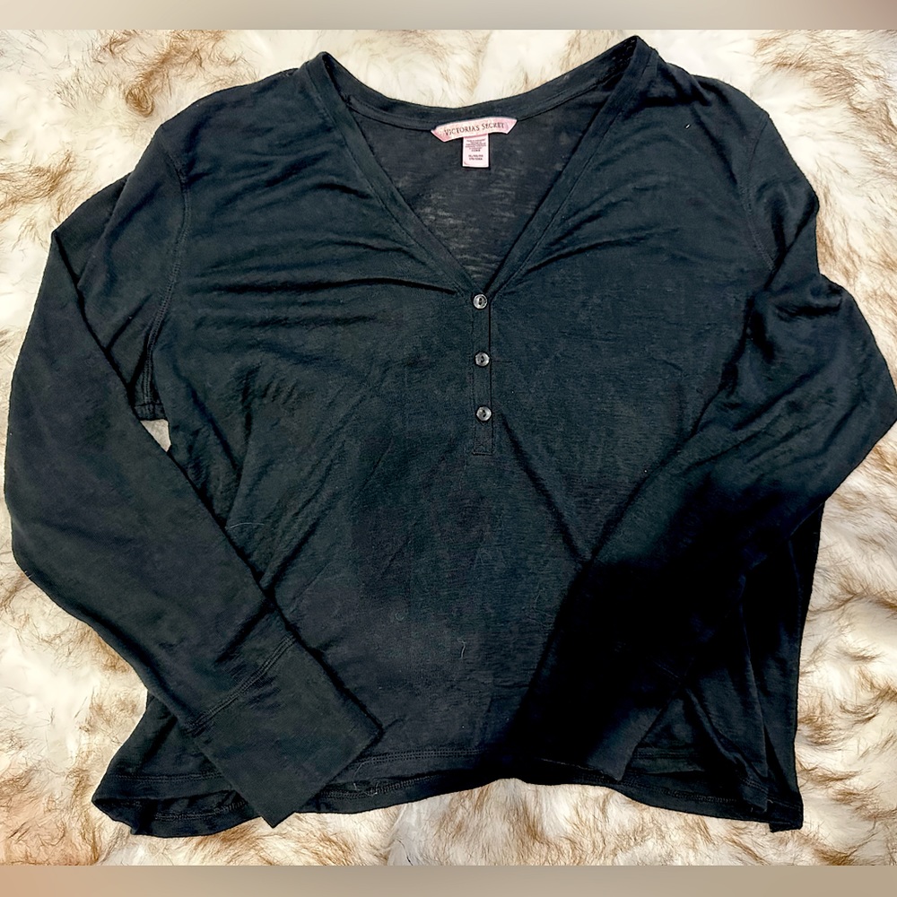 Victoria’s Secret Long Sleeve Shirt